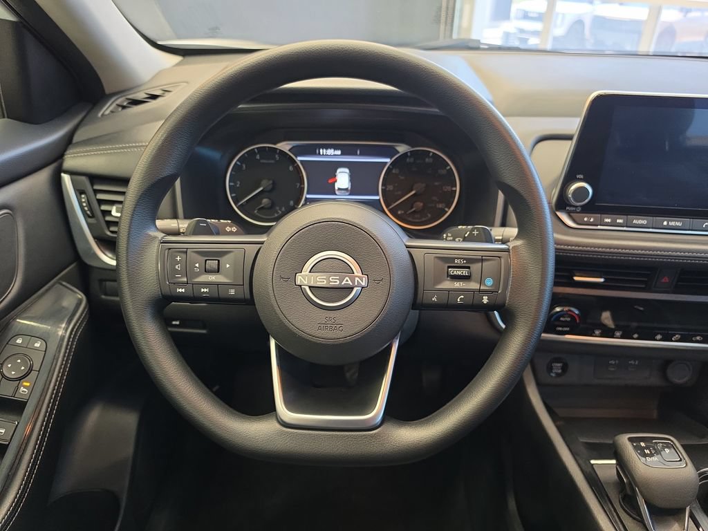 Used 2024 Nissan Rogue SV AWD/4WD image 20