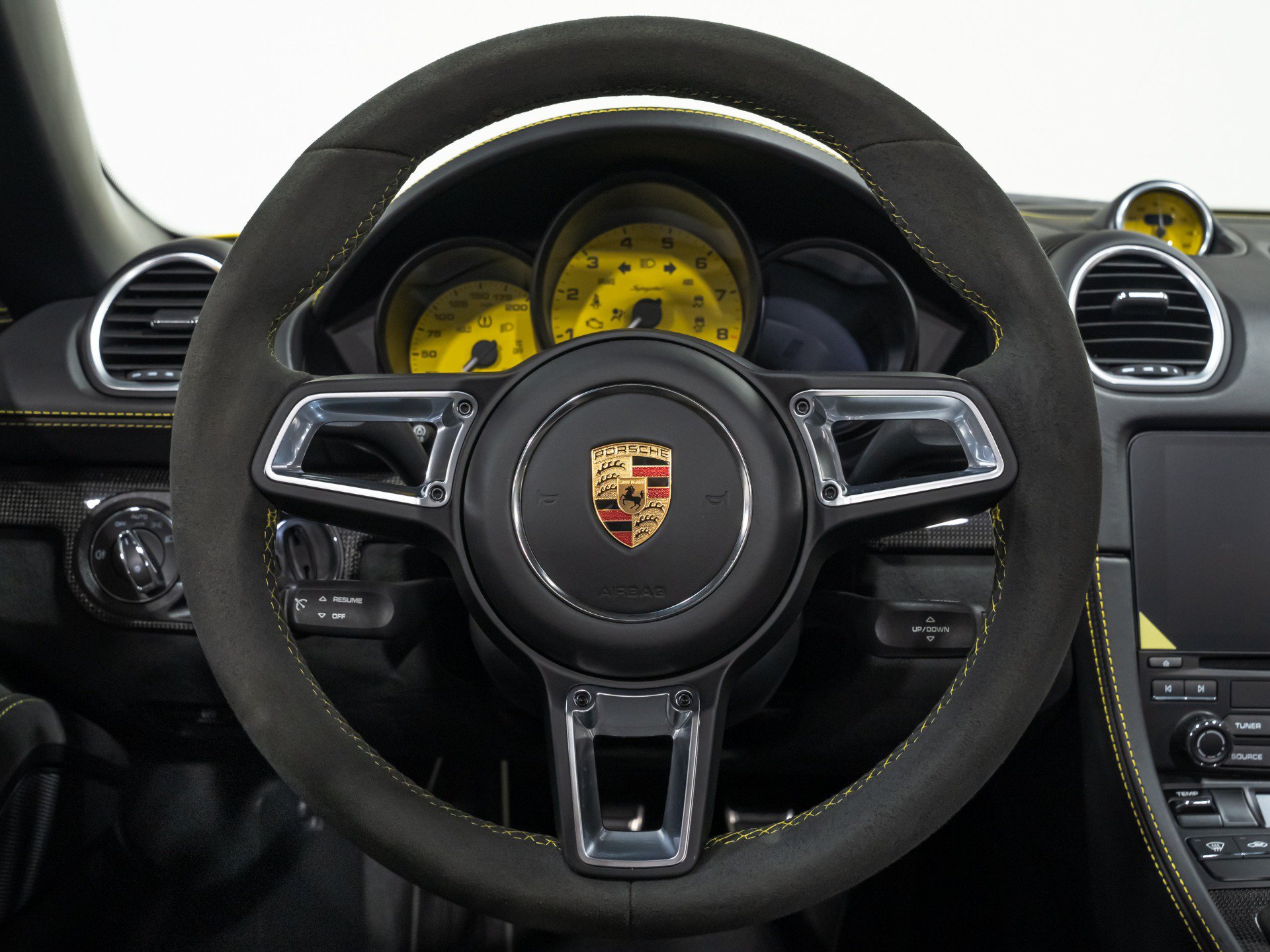 Used 2022 Porsche 718 Boxster Spyder RWD image 50