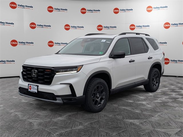 New 2025 Honda Pilot TrailSport image 1
