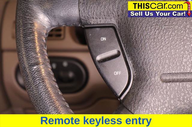 Used 2005 Ford Explorer XLT RWD image 16