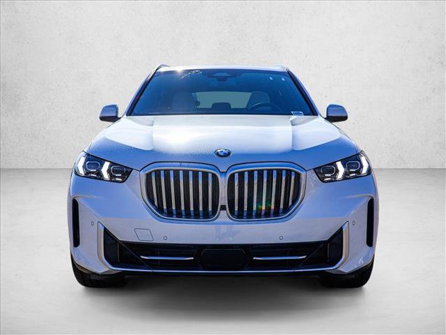 Used 2026 BMW X5 xDrive40i w/ Climate Comfort Package image 2