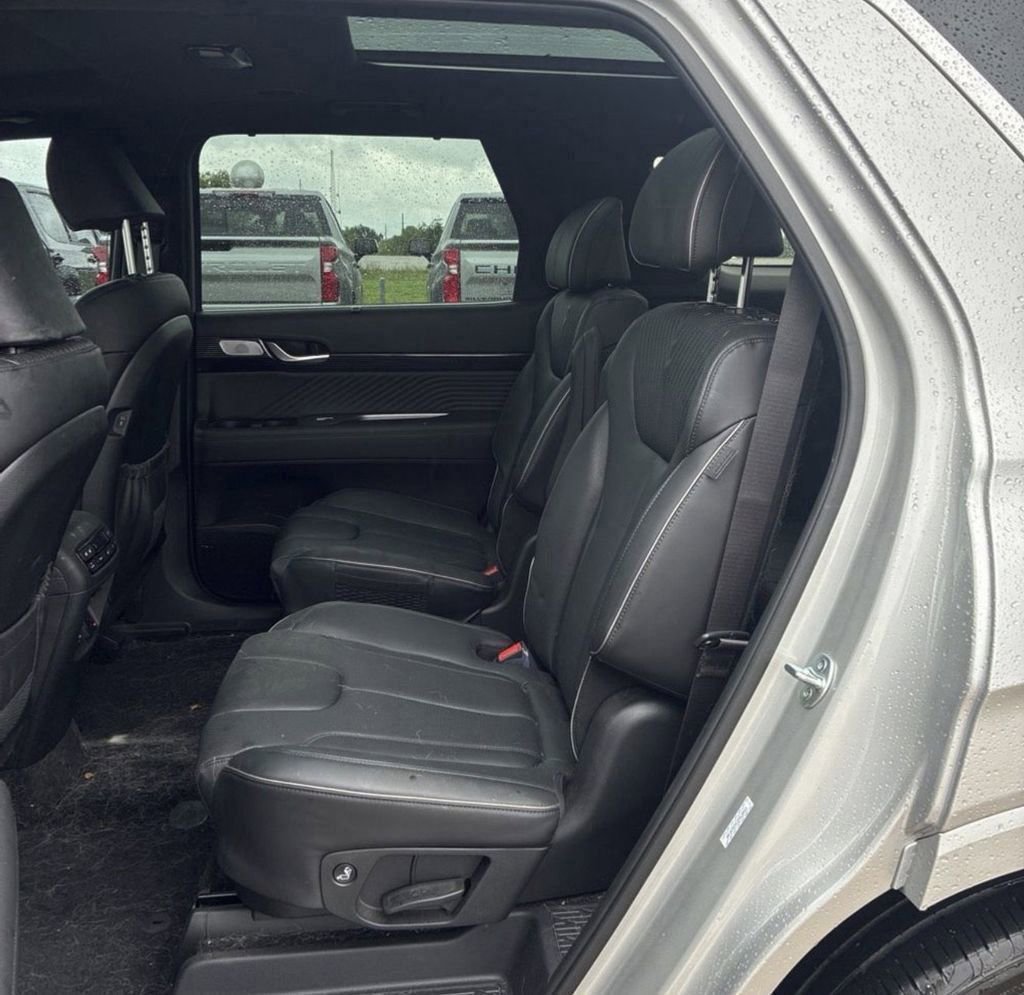 Used 2025 Hyundai Palisade Calligraphy AWD/4WD image 12