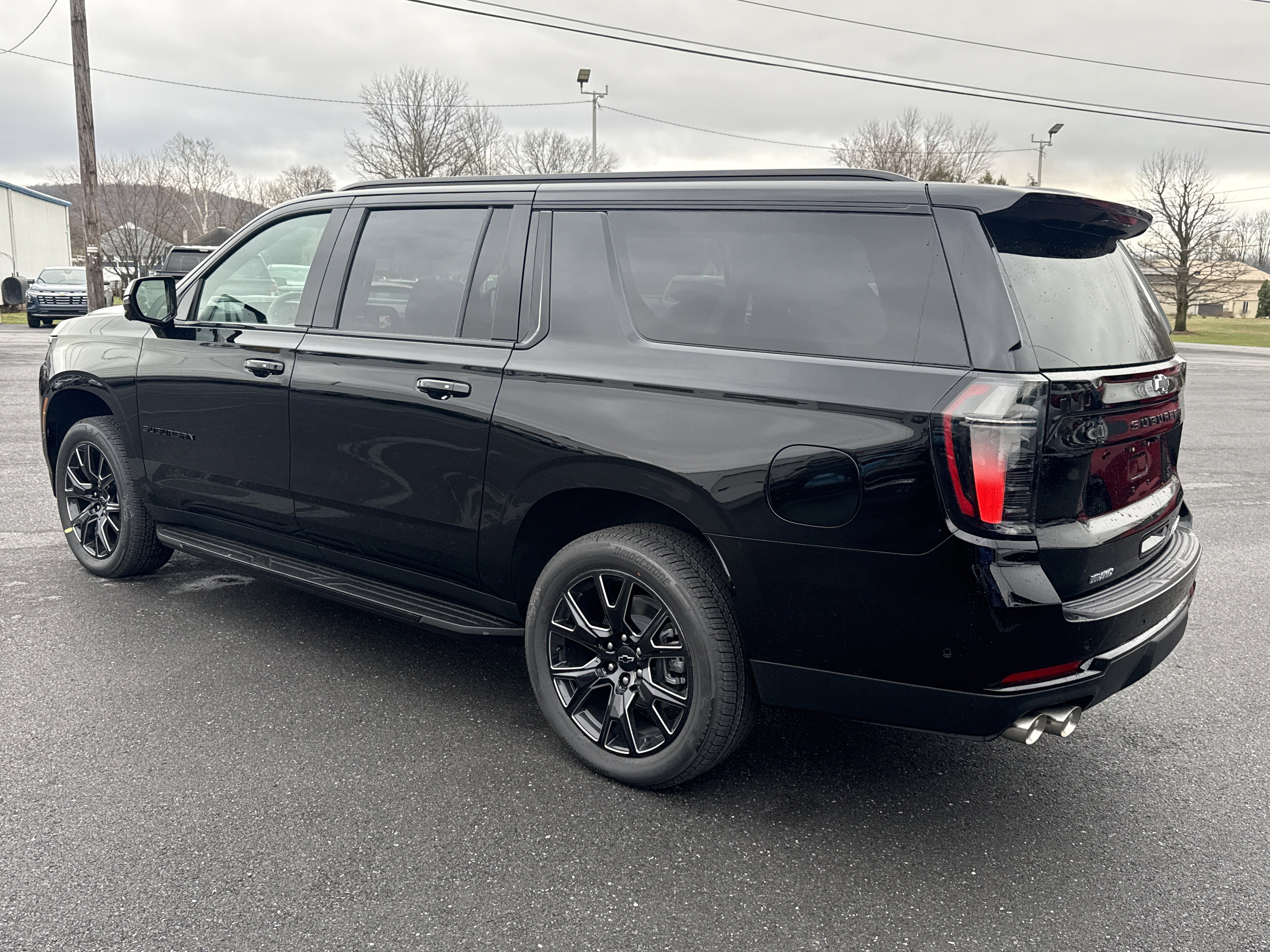 New 2026 Chevrolet Suburban RST w/ RST Capability Package image 6