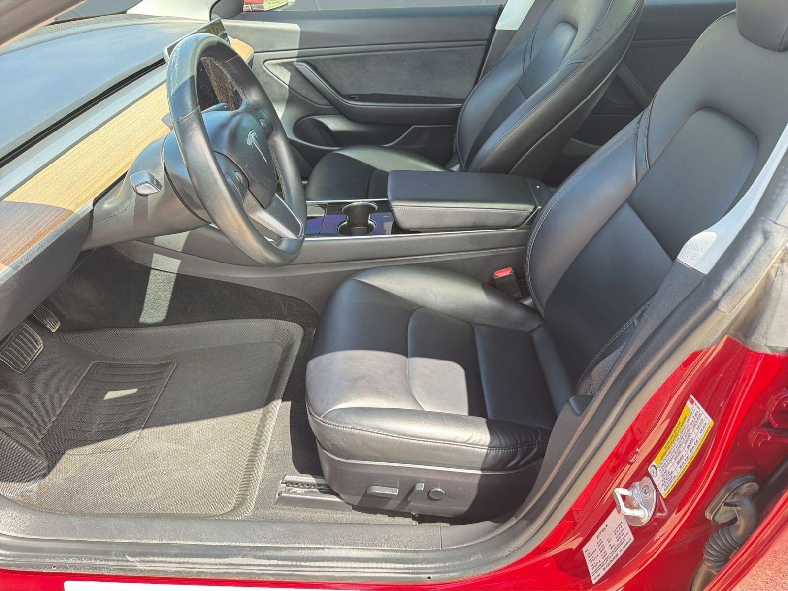 Used 2018 Tesla Model 3 Long Range image 5