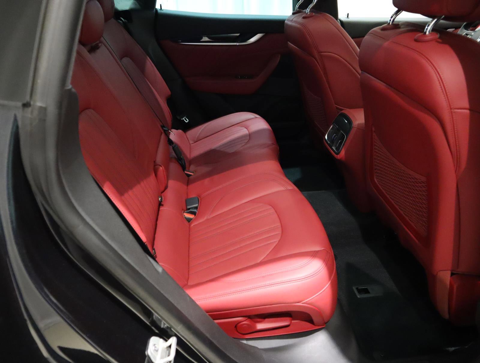 Used 2022 Maserati Levante Modena image 14