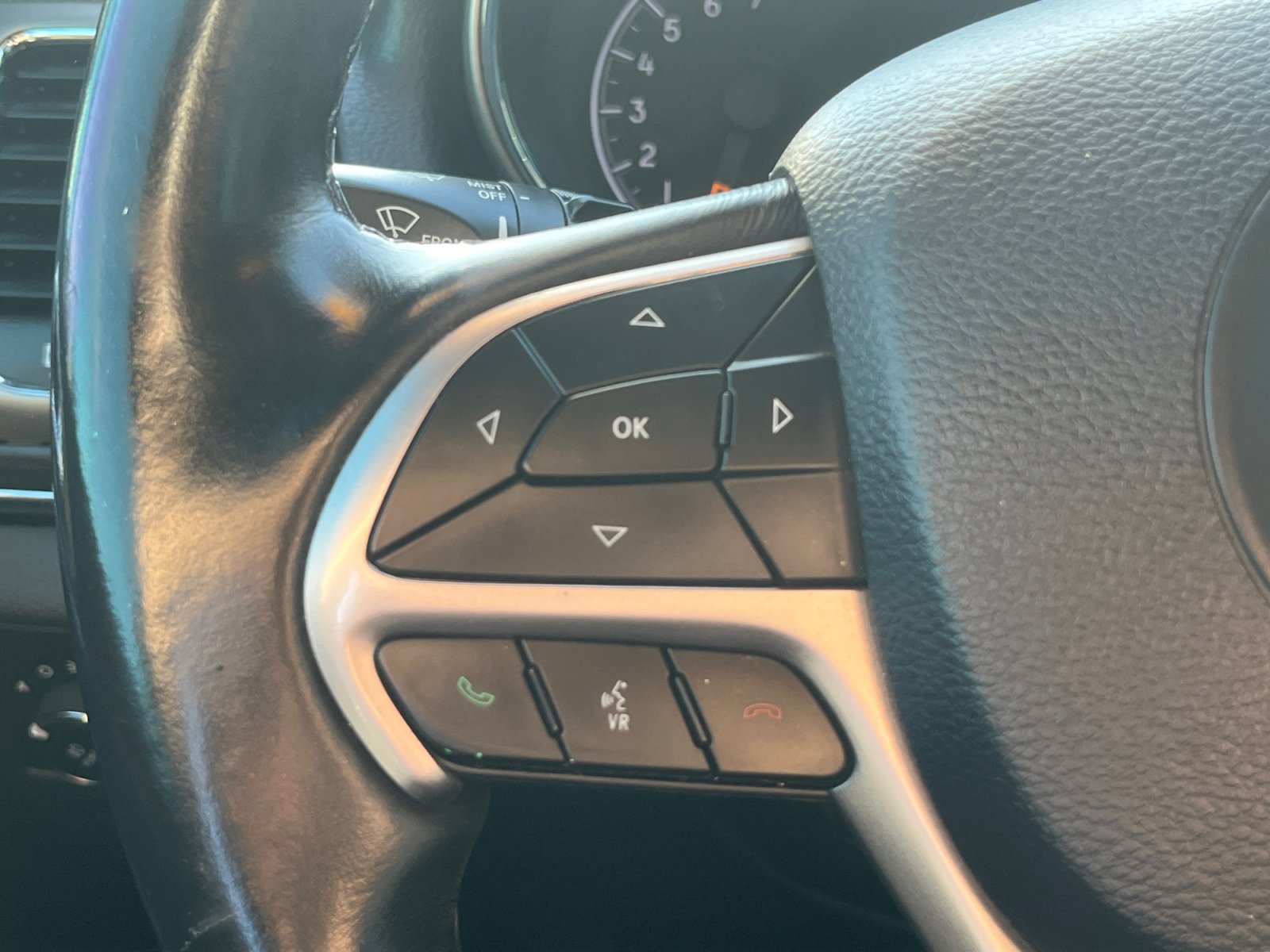 Used 2019 Jeep Grand Cherokee Limited w/ Trailer Tow Group IV image 20