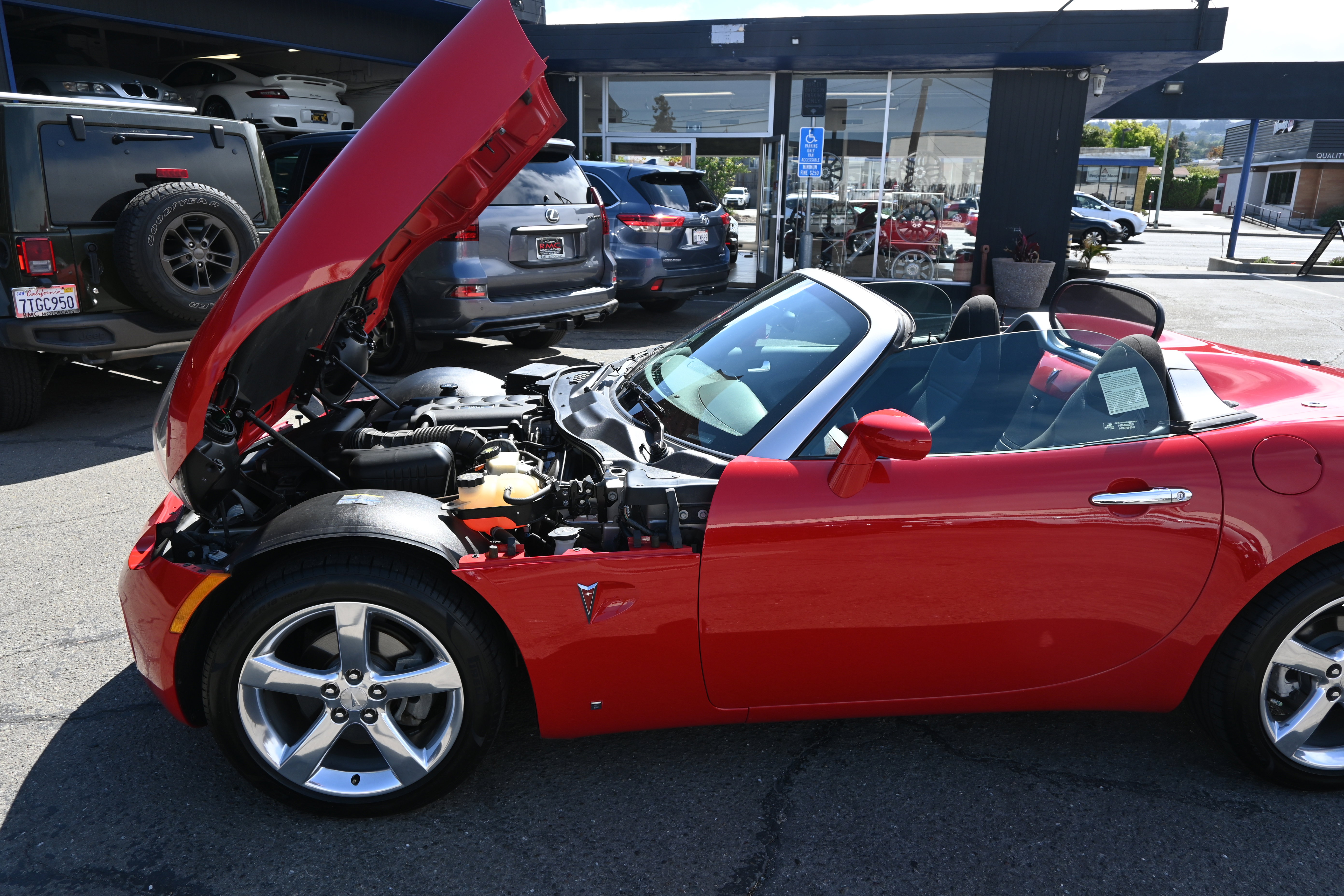 Used 2006 Pontiac Solstice Convertible w/ Power Package image 39
