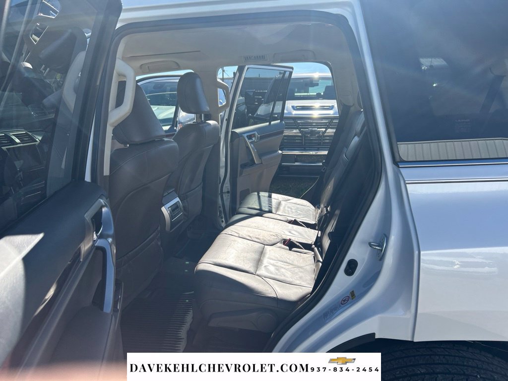 Used 2015 Lexus GX 460 w/ Premium Package AWD/4WD image 19