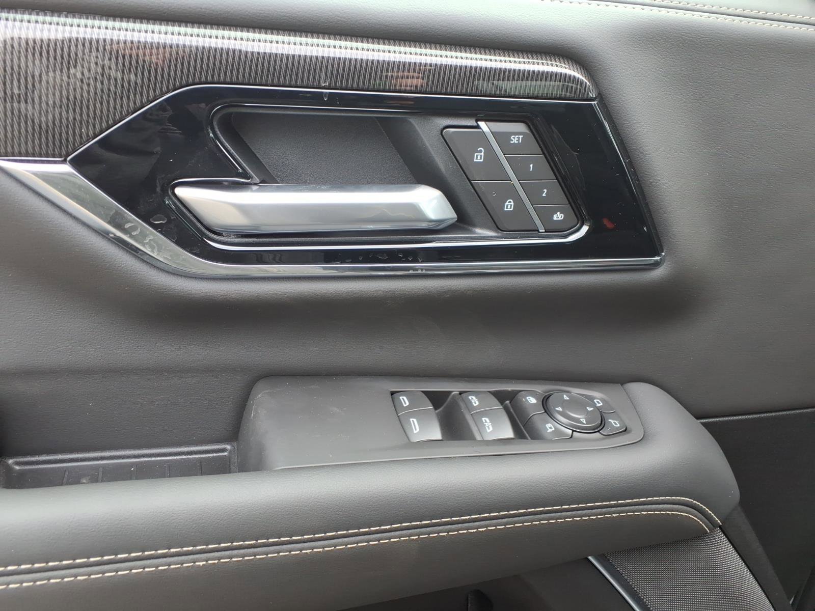 New 2026 GMC Yukon XL Elevation w/ Elevation Premium Package image 19