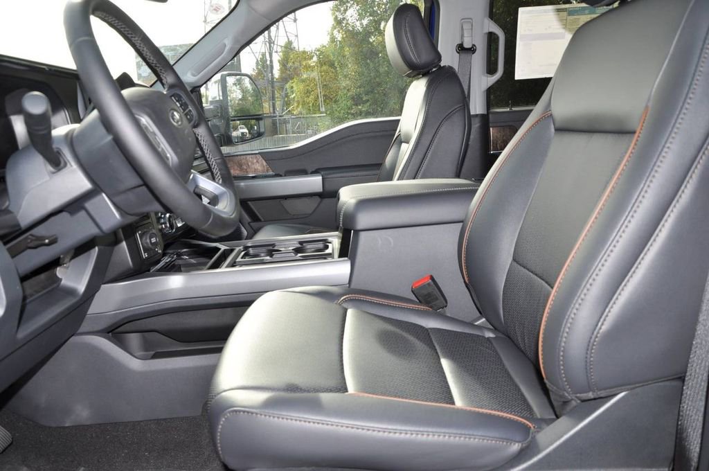 New 2026 Ford F250 Lariat w/ Lariat Premium Package image 10