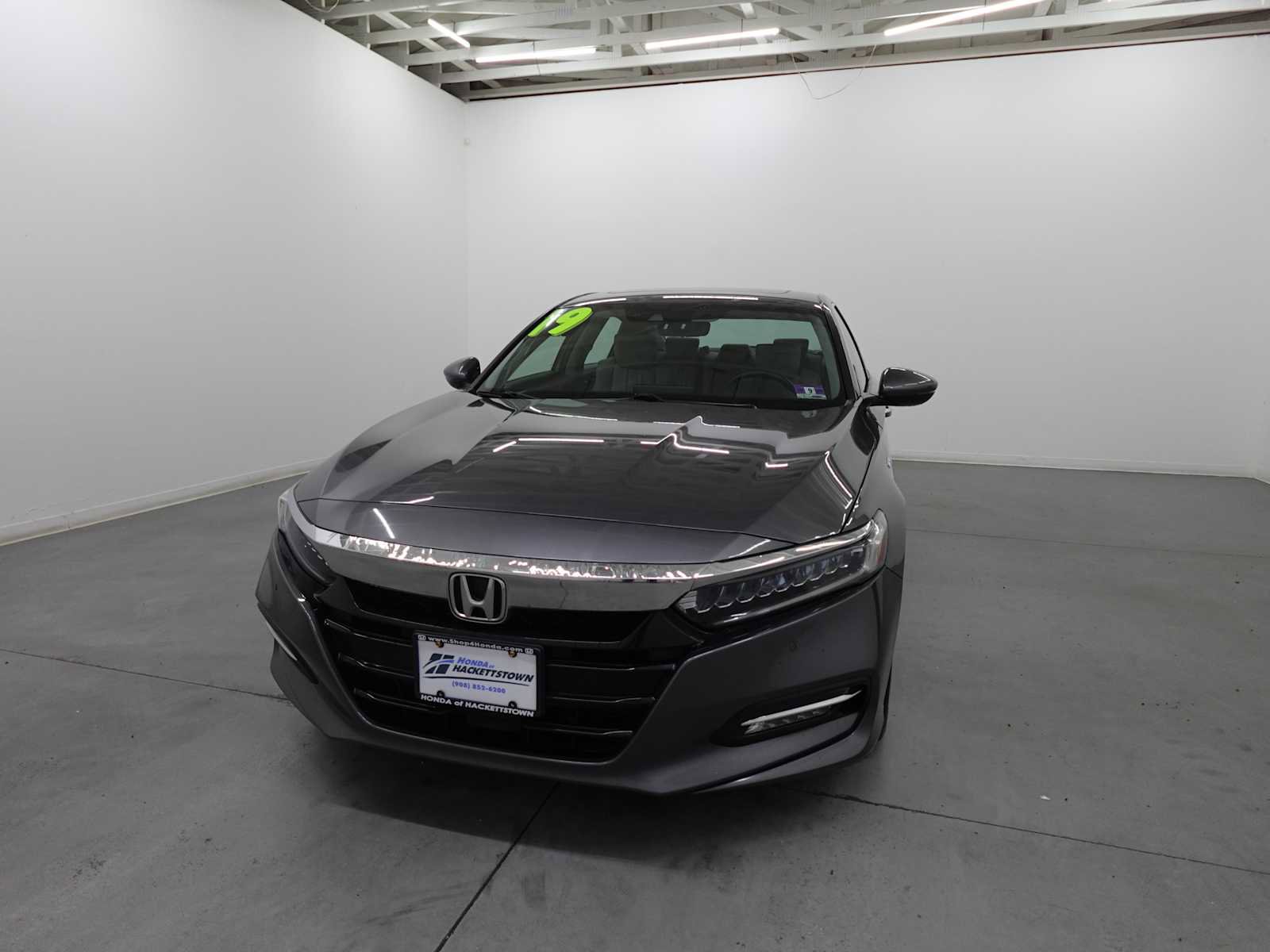 Certified 2019 Honda Accord Touring image 1