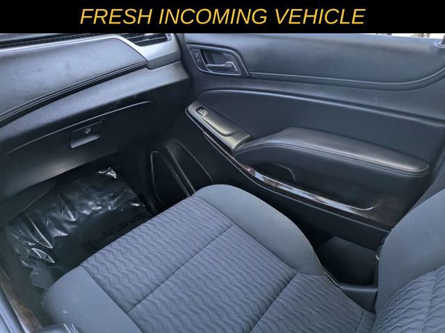 Used 2016 Chevrolet Suburban LS RWD image 14