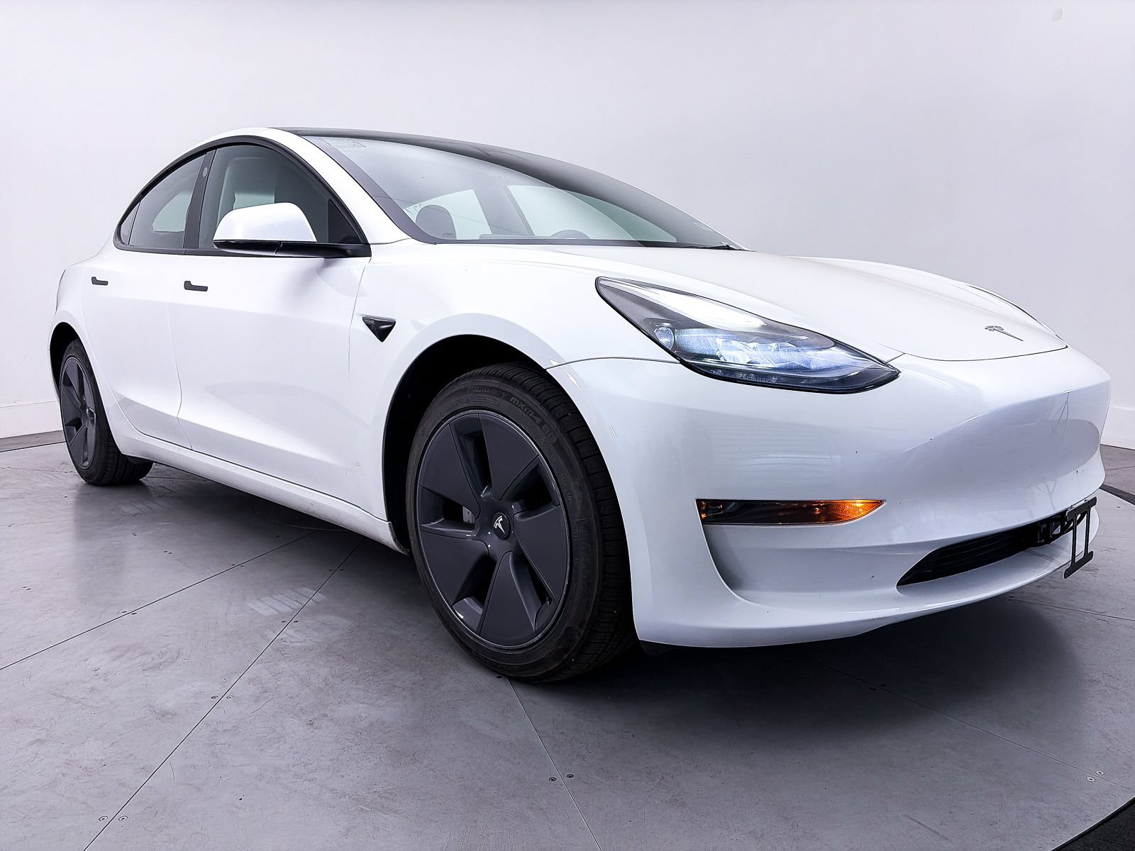 Used 2023 Tesla Model 3 Standard Range RWD image 19