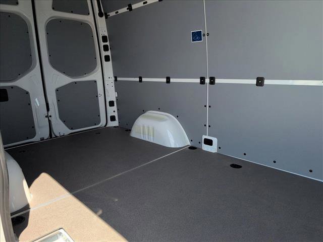 New 2026 Mercedes-Benz Sprinter 2500 image 16