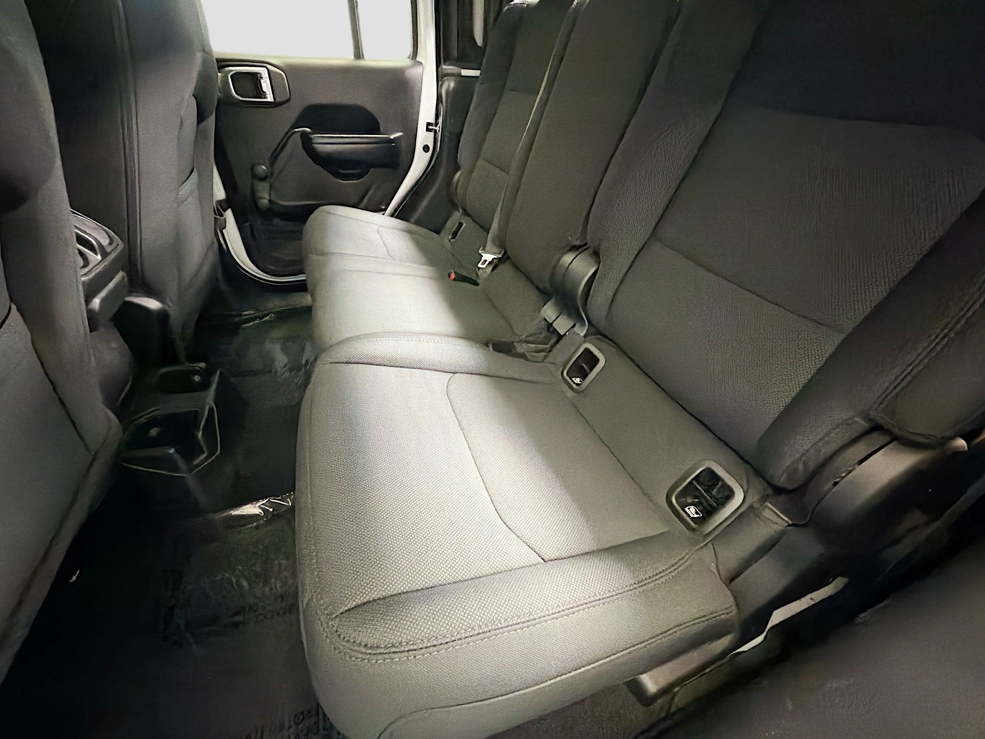 Used 2021 Jeep Gladiator Sport AWD/4WD image 13