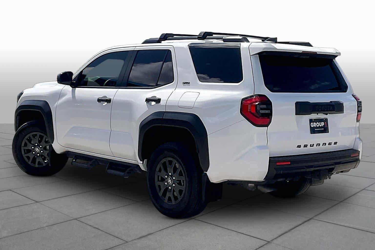 Used 2025 Toyota 4Runner SR5 RWD image 12