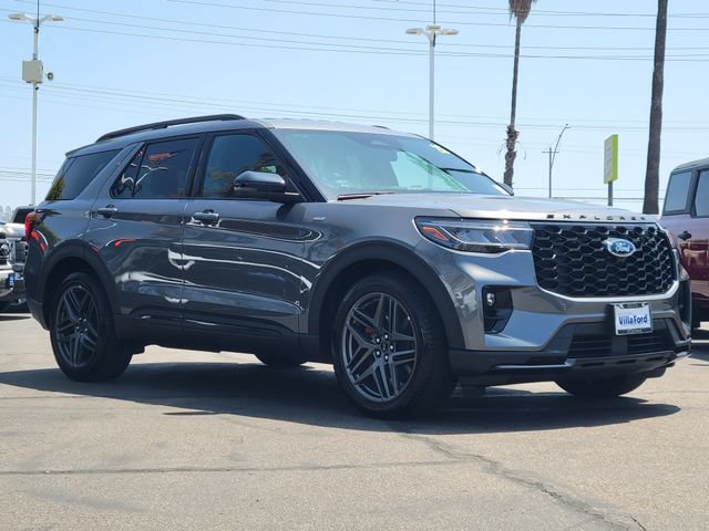 Used 2026 Ford Explorer ST-Line w/ ST-Line Street Pack RWD image 32
