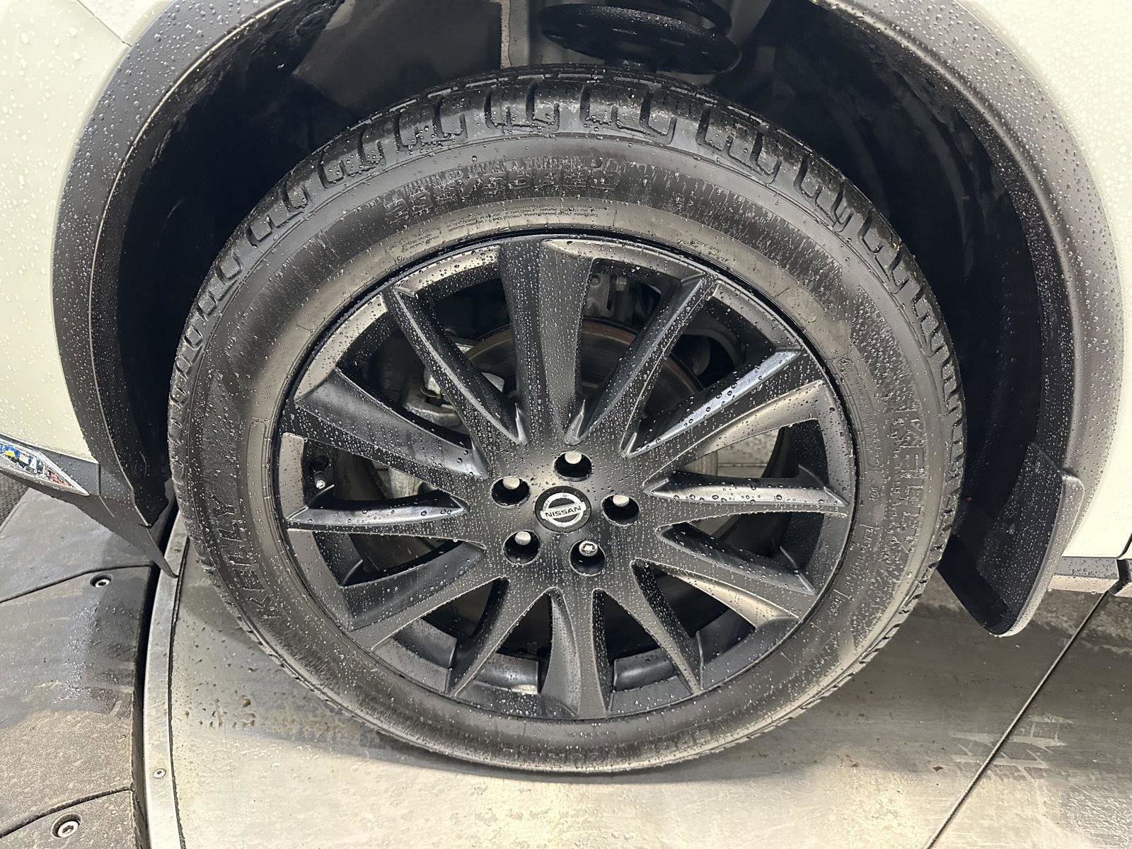 Used 2021 Nissan Murano SL w/ SL Moonroof Package image 8