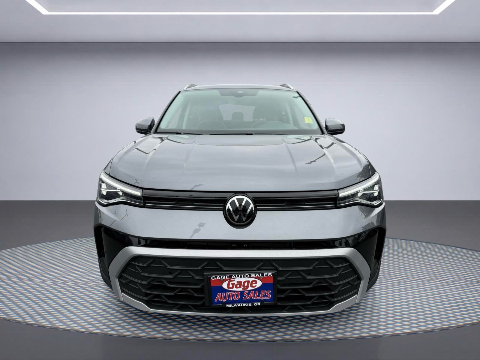 Used 2025 Volkswagen Taos SE AWD/4WD image 13