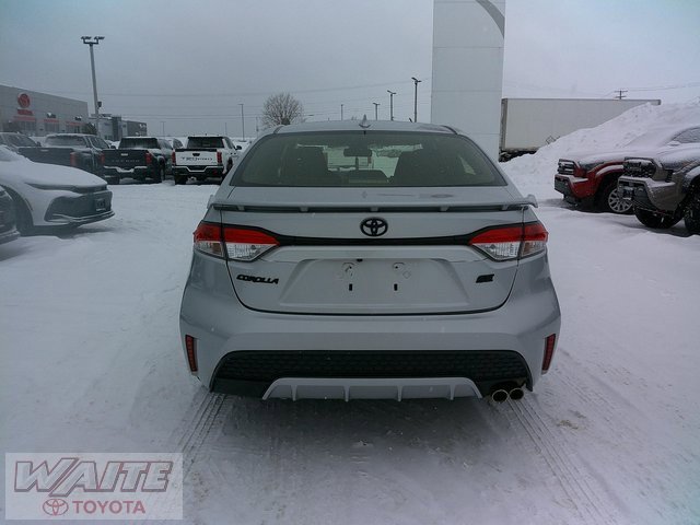Used 2022 Toyota Corolla SE image 4