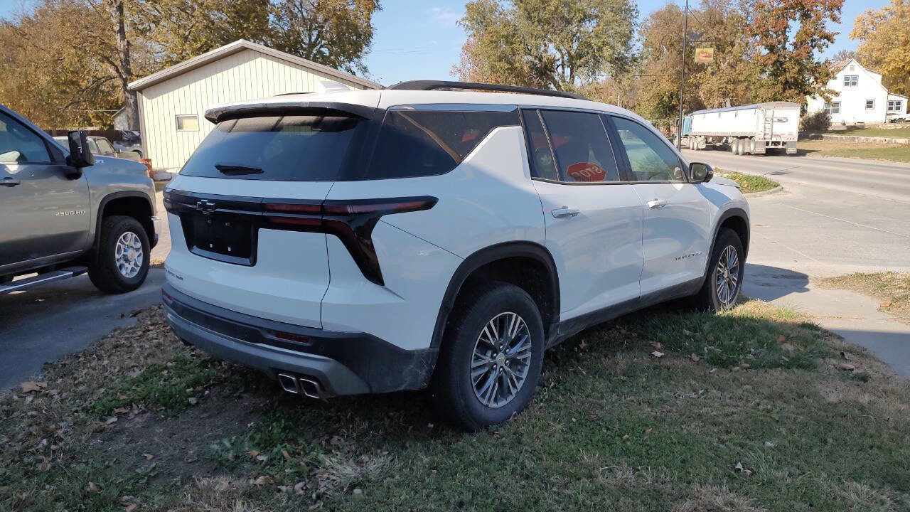 New 2025 Chevrolet Traverse LT w/ Driver Confidence Package image 3