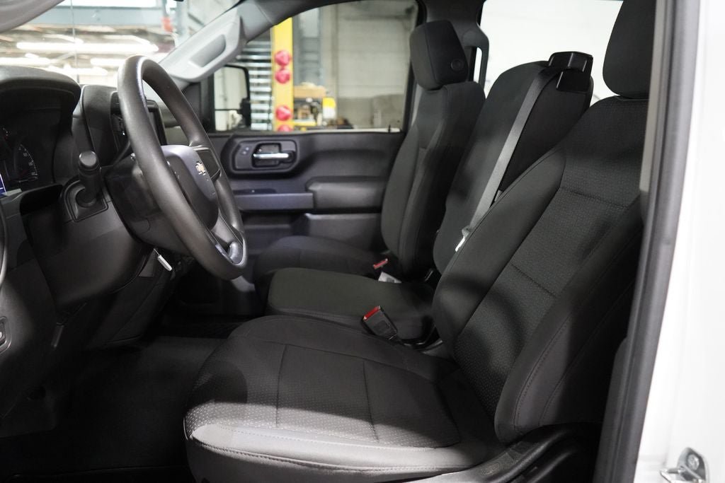 Used 2022 Chevrolet Silverado 2500 Custom w/ Custom Value Package AWD/4WD image 13