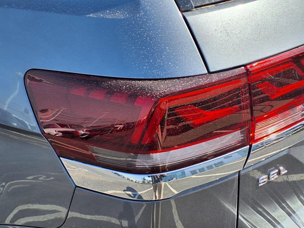 New 2025 Volkswagen Atlas SEL Premium R-Line image 24