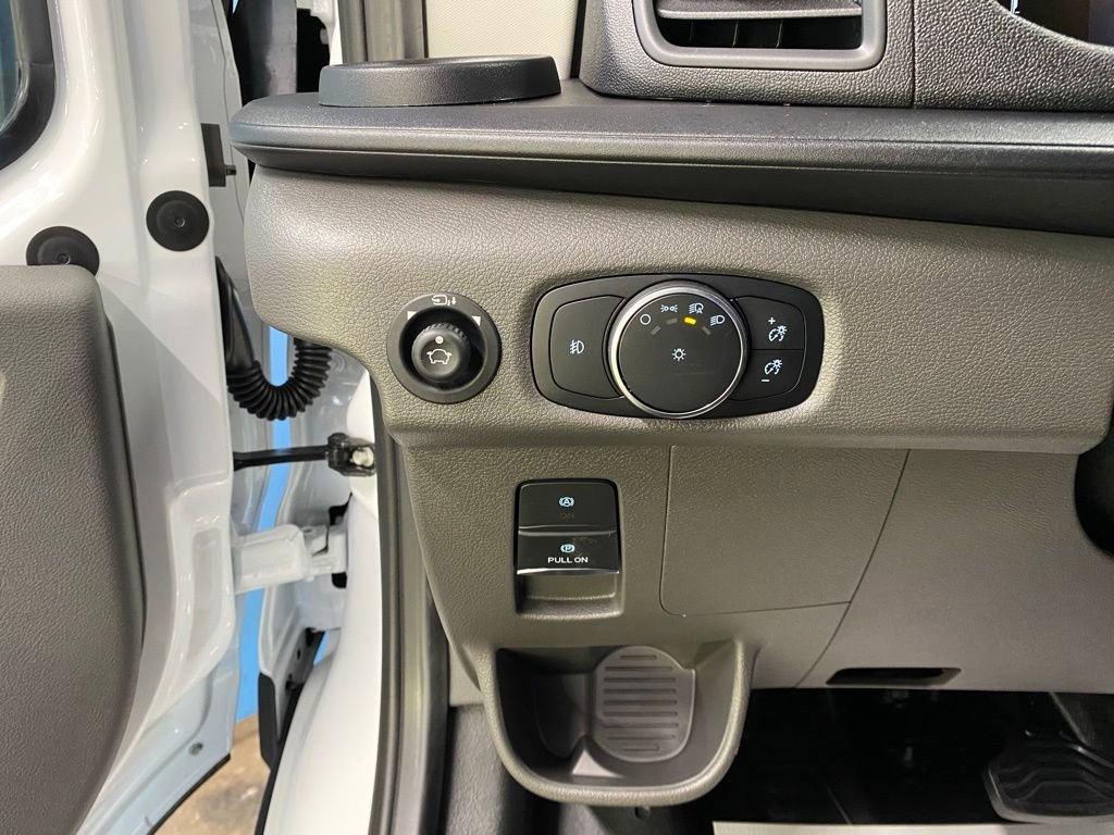 New 2026 Ford Transit 250 148 Medium Roof w/ Load Area Protection Package image 24