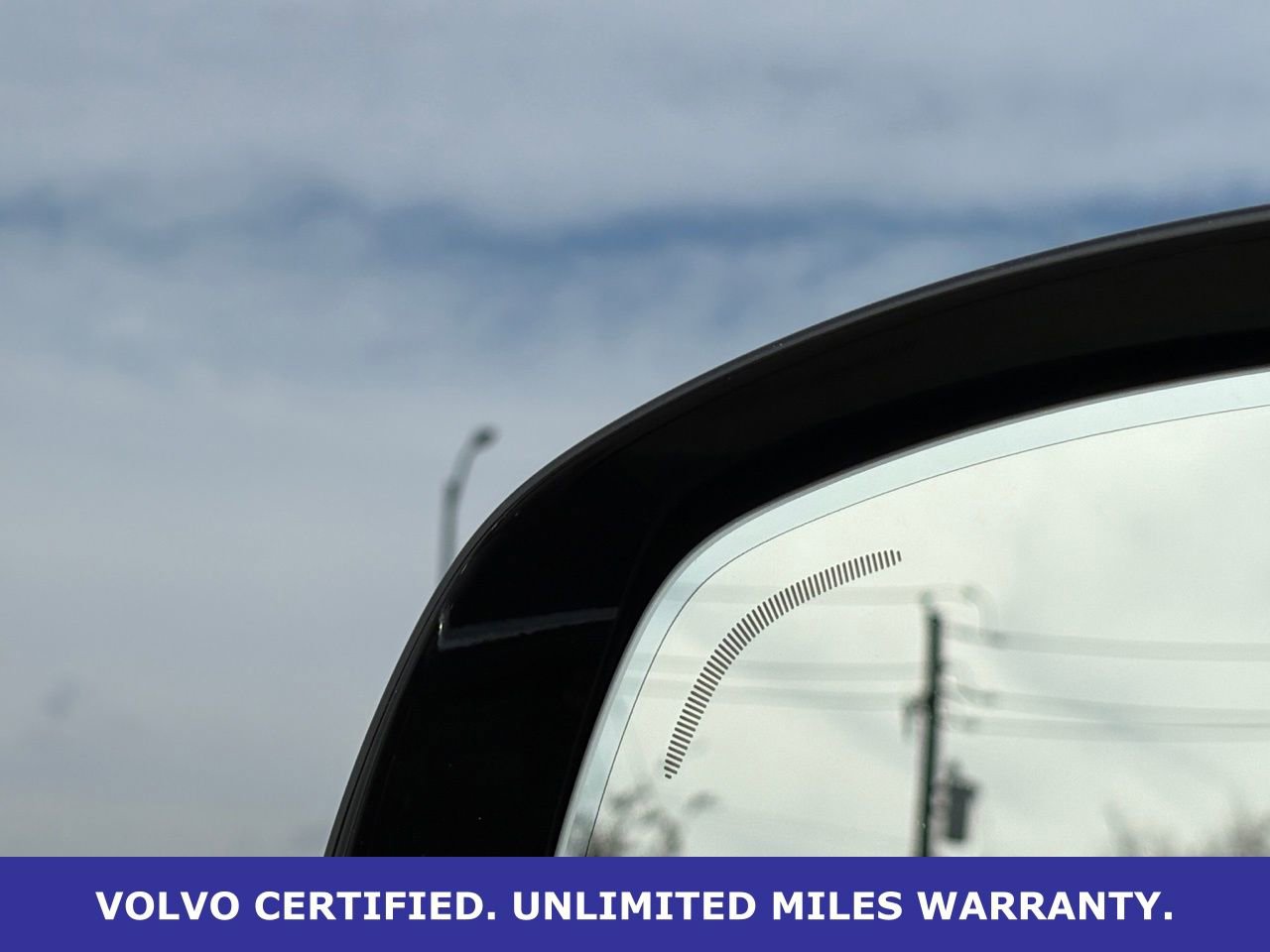 Certified 2025 Volvo XC90 B6 Plus image 12