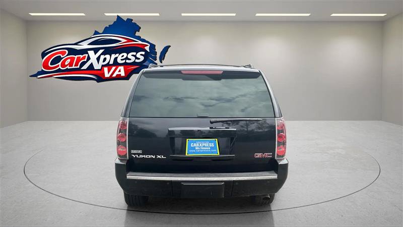 Used 2011 GMC Yukon XL Denali AWD/4WD image 7
