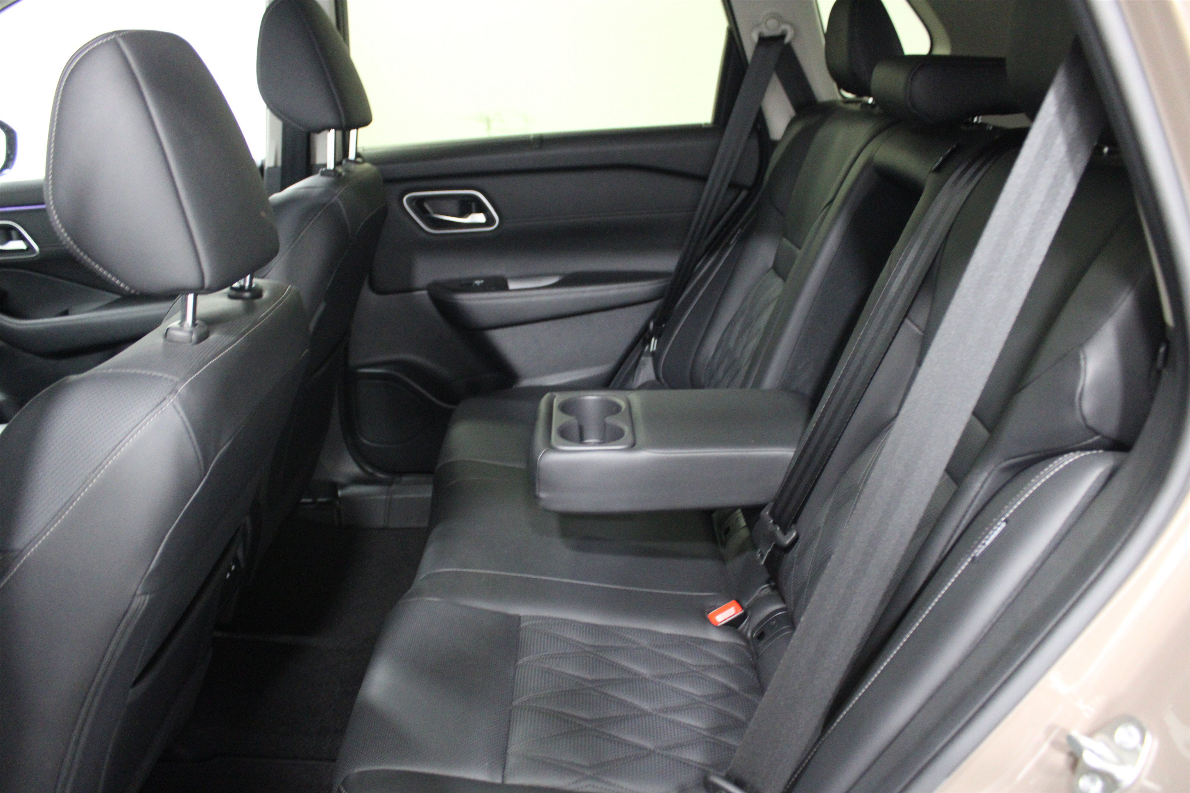 Used 2024 Nissan Rogue Platinum w/ Platinum Premium Package AWD/4WD image 20