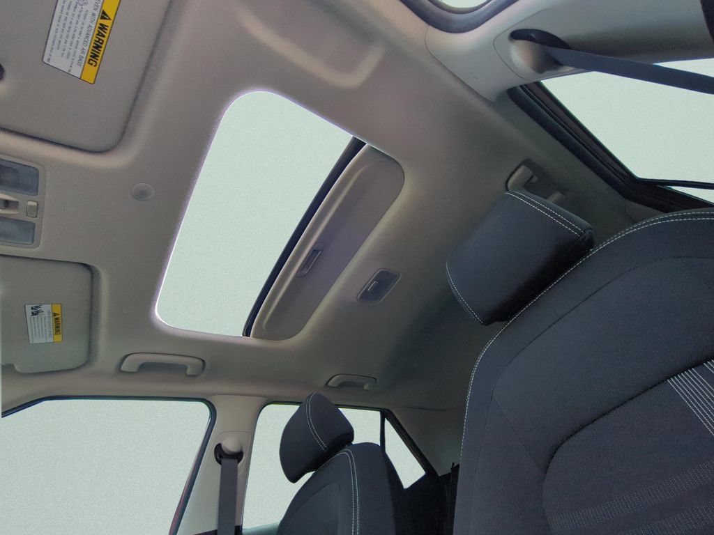 Certified 2024 Hyundai Venue SEL FWD image 16