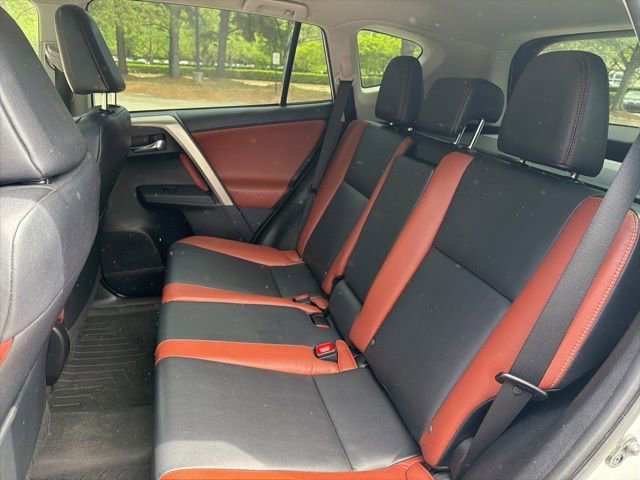Used 2014 Toyota RAV4 Limited image 21