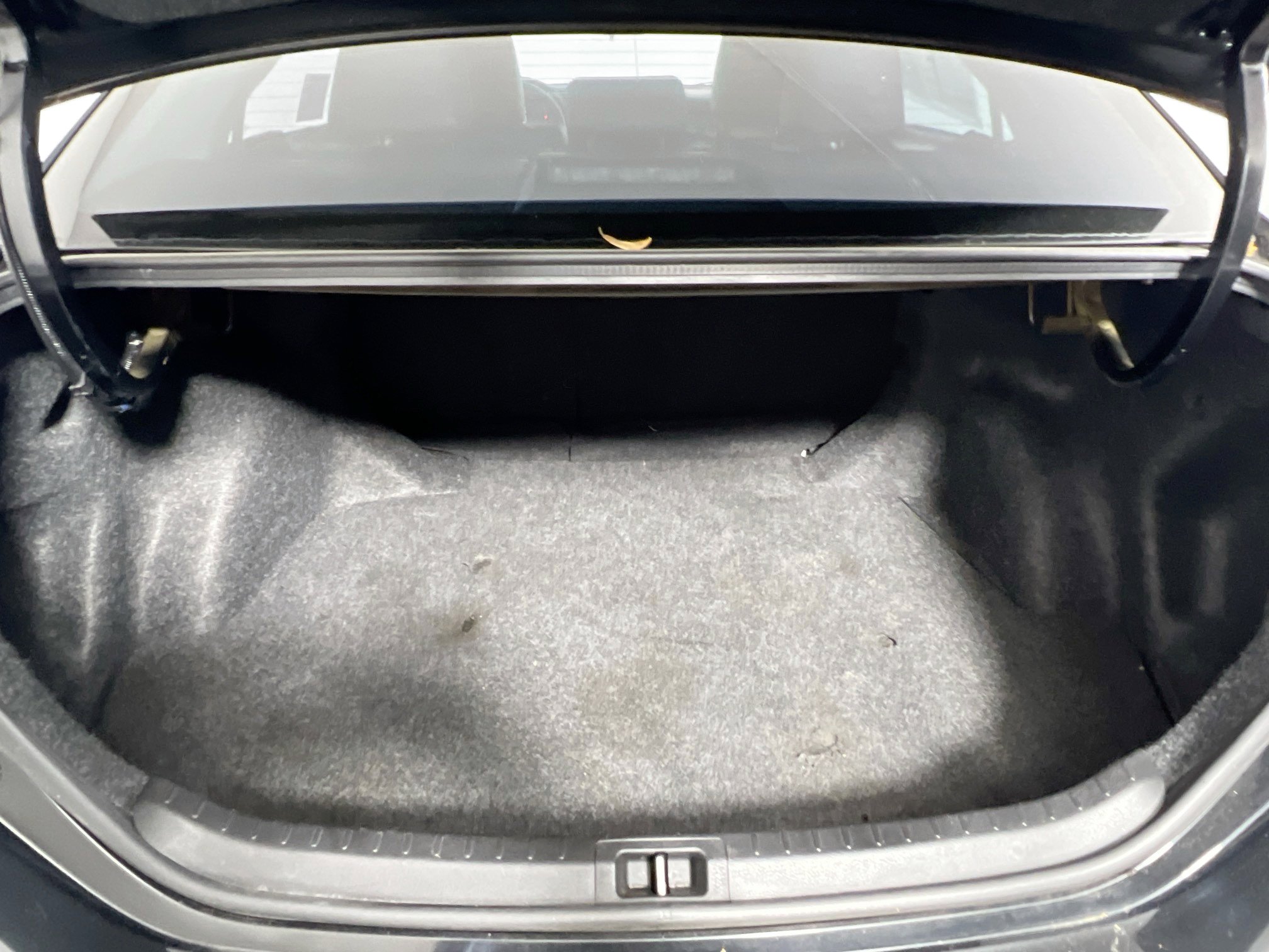 Used 2017 Toyota Corolla XSE FWD image 34