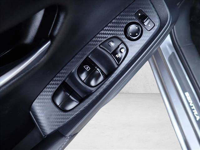 Used 2025 Nissan Sentra SV FWD image 11
