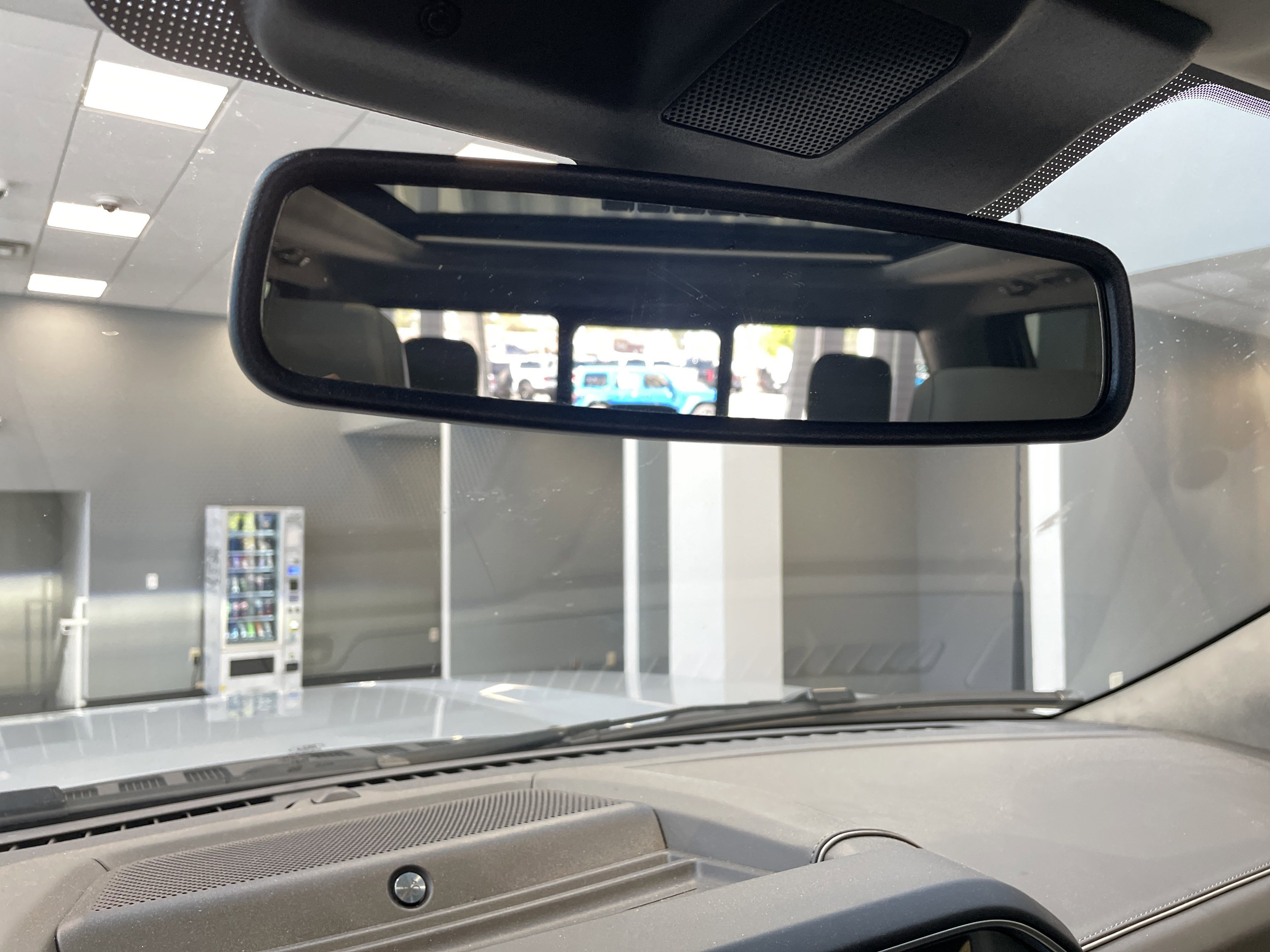 Used 2025 Ford F450 Platinum w/ Platinum Plus Package image 34