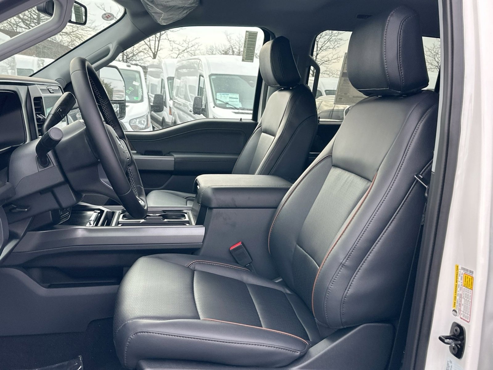 New 2026 Ford F250 Lariat w/ FX4 Off-Road Package image 13