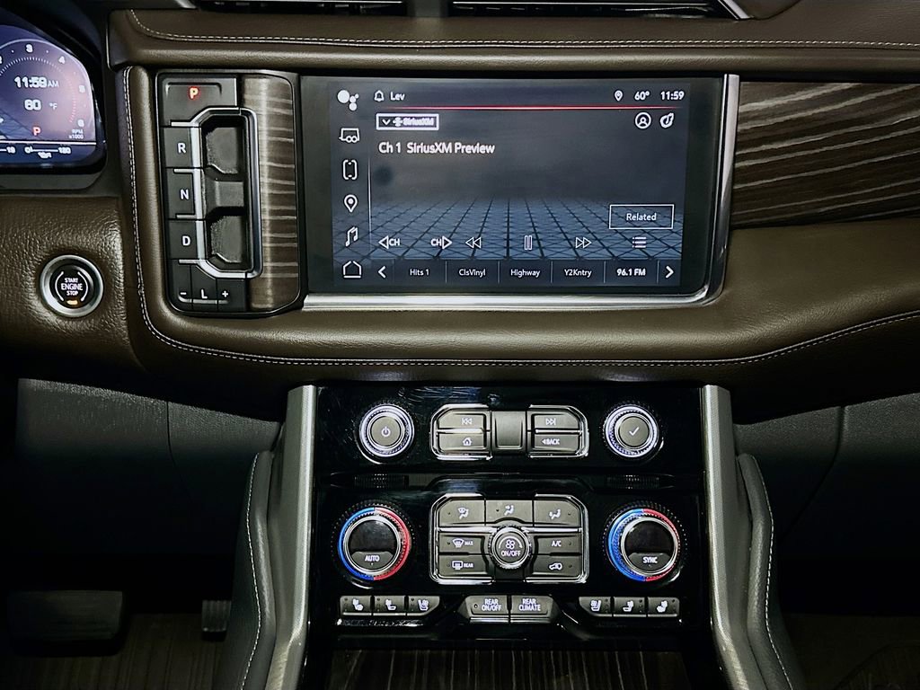 Used 2022 GMC Yukon XL Denali AWD/4WD image 12