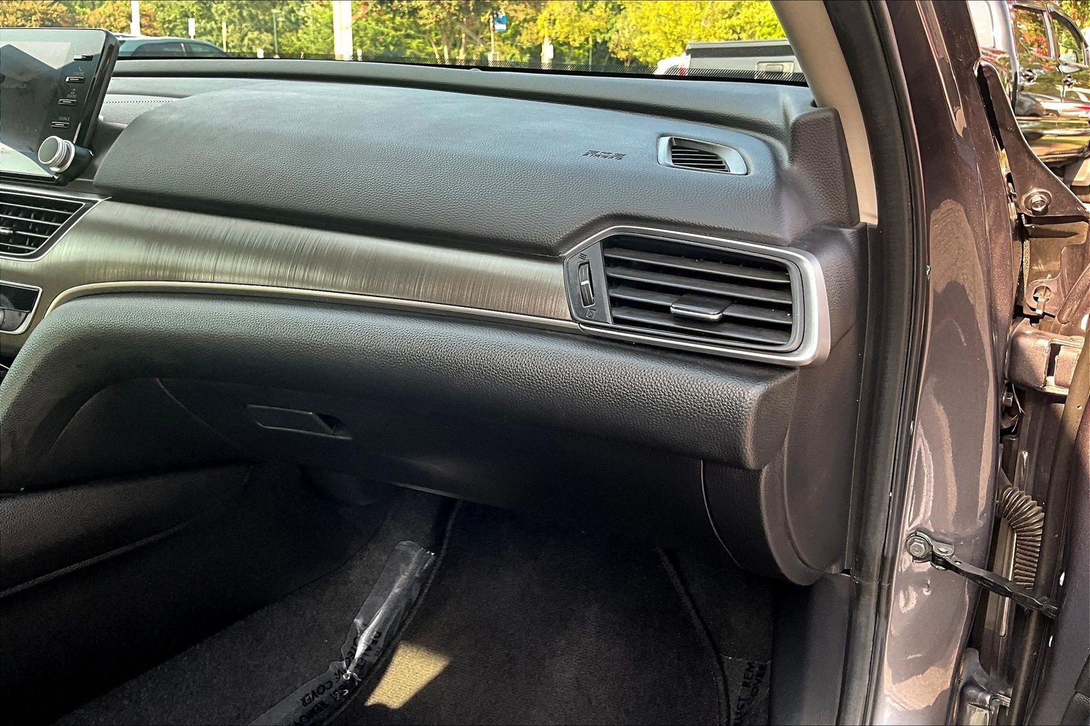Used 2021 Honda Accord LX image 16