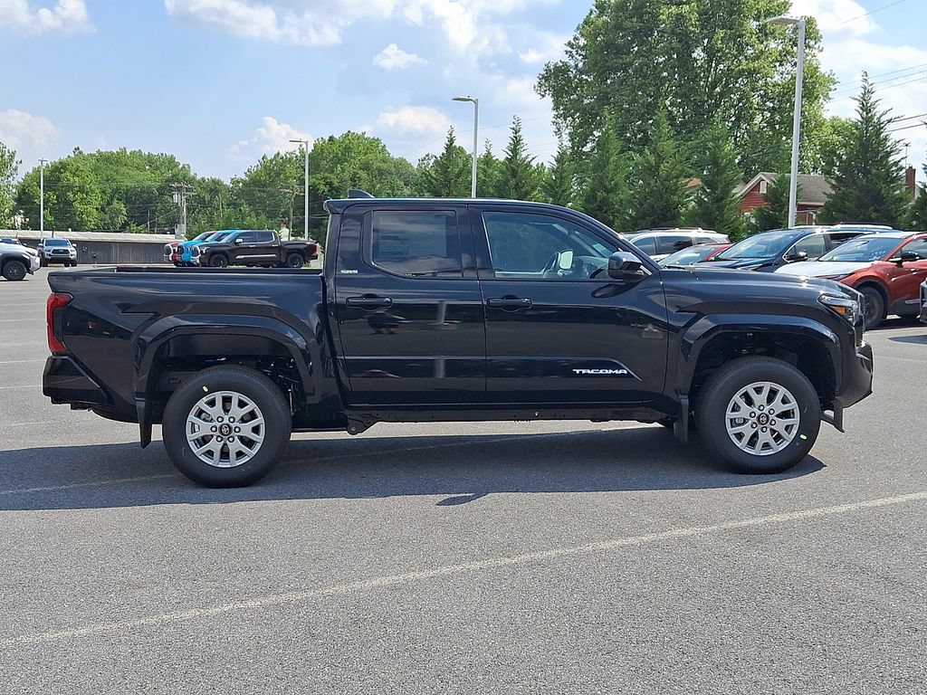 New 2026 Toyota Tacoma SR5 AWD/4WD image 5