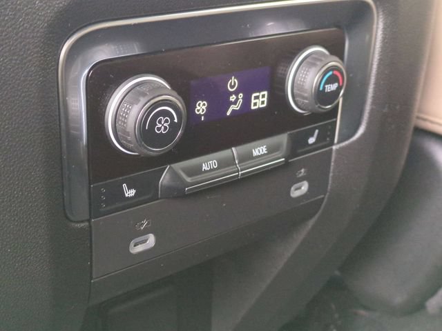Used 2024 Chevrolet Tahoe Premier AWD/4WD image 20