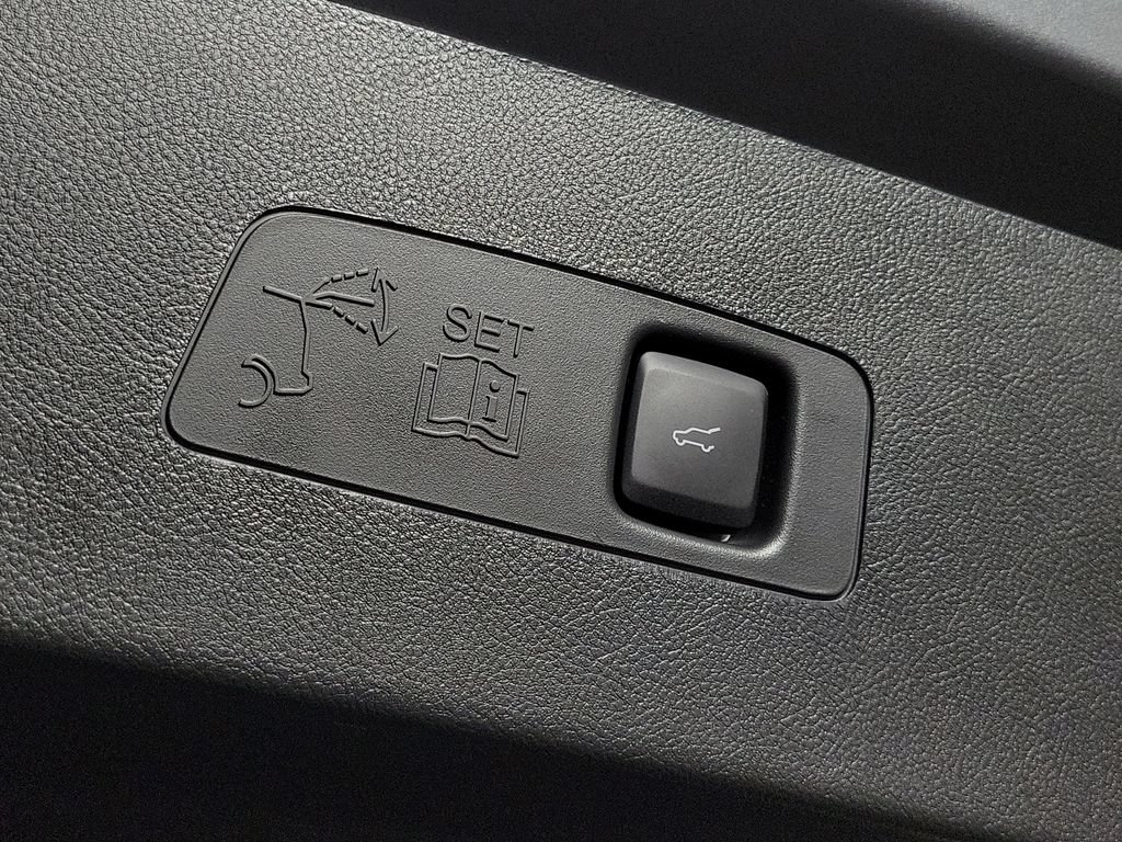 Certified 2023 Lincoln Corsair Reserve FWD image 7