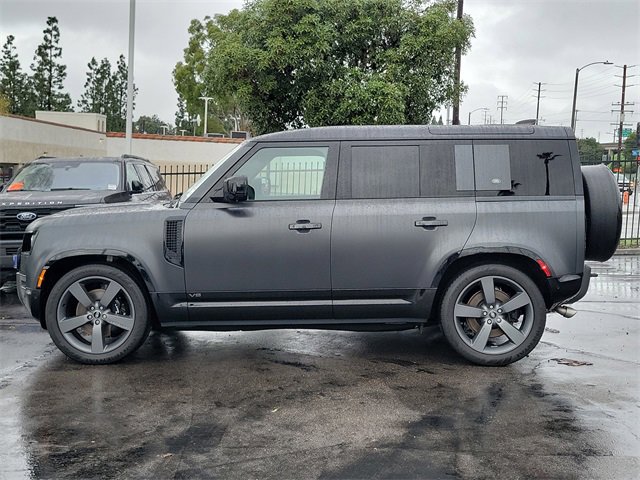 Used 2024 Land Rover Defender 110 Carpathian Edition image 27