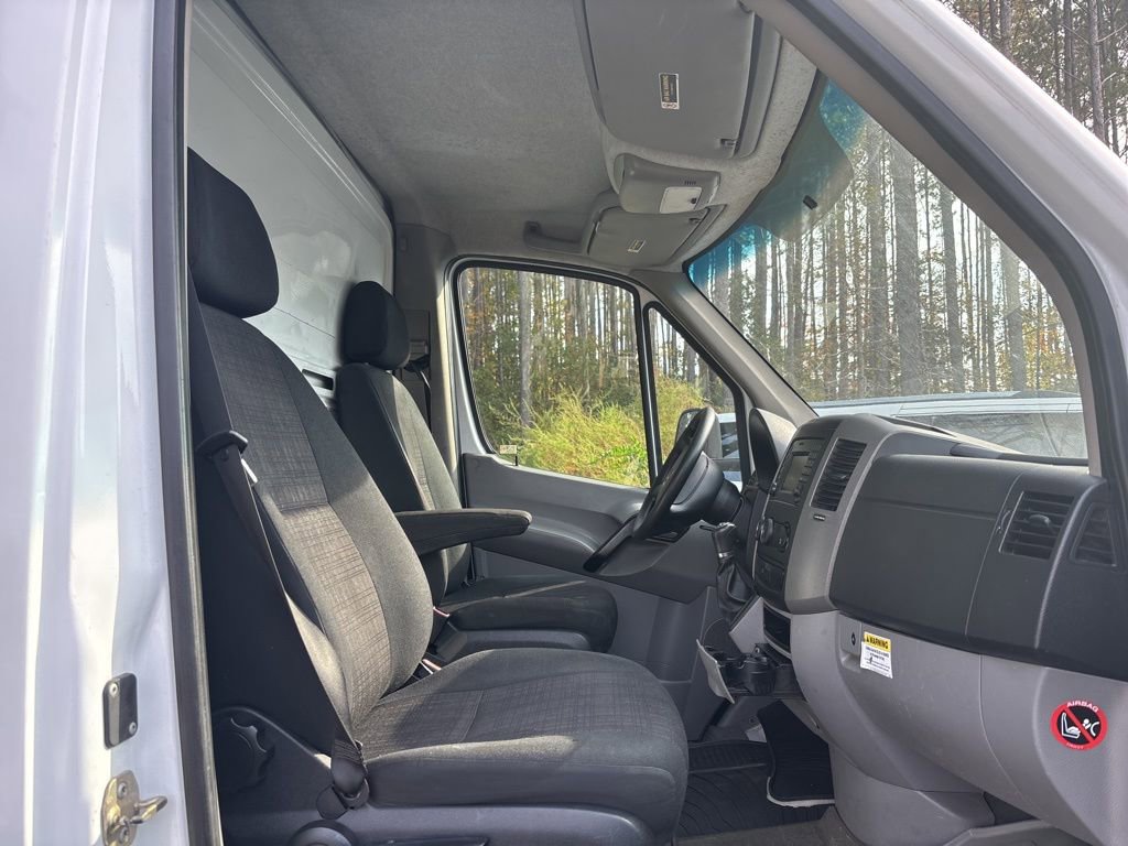 Used 2016 Mercedes-Benz Sprinter 3500 image 18