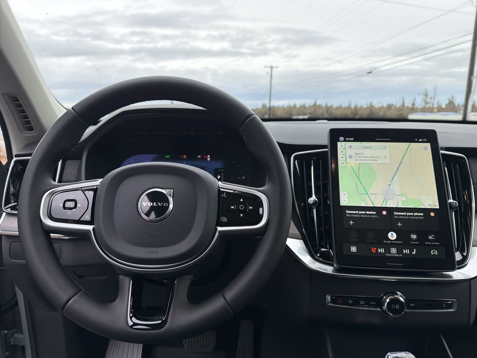 New 2026 Volvo XC90 T8 Ultra w/ Protection Package image 11