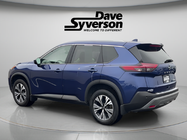 Used 2023 Nissan Rogue SV w/ SV Premium Package AWD/4WD image 3