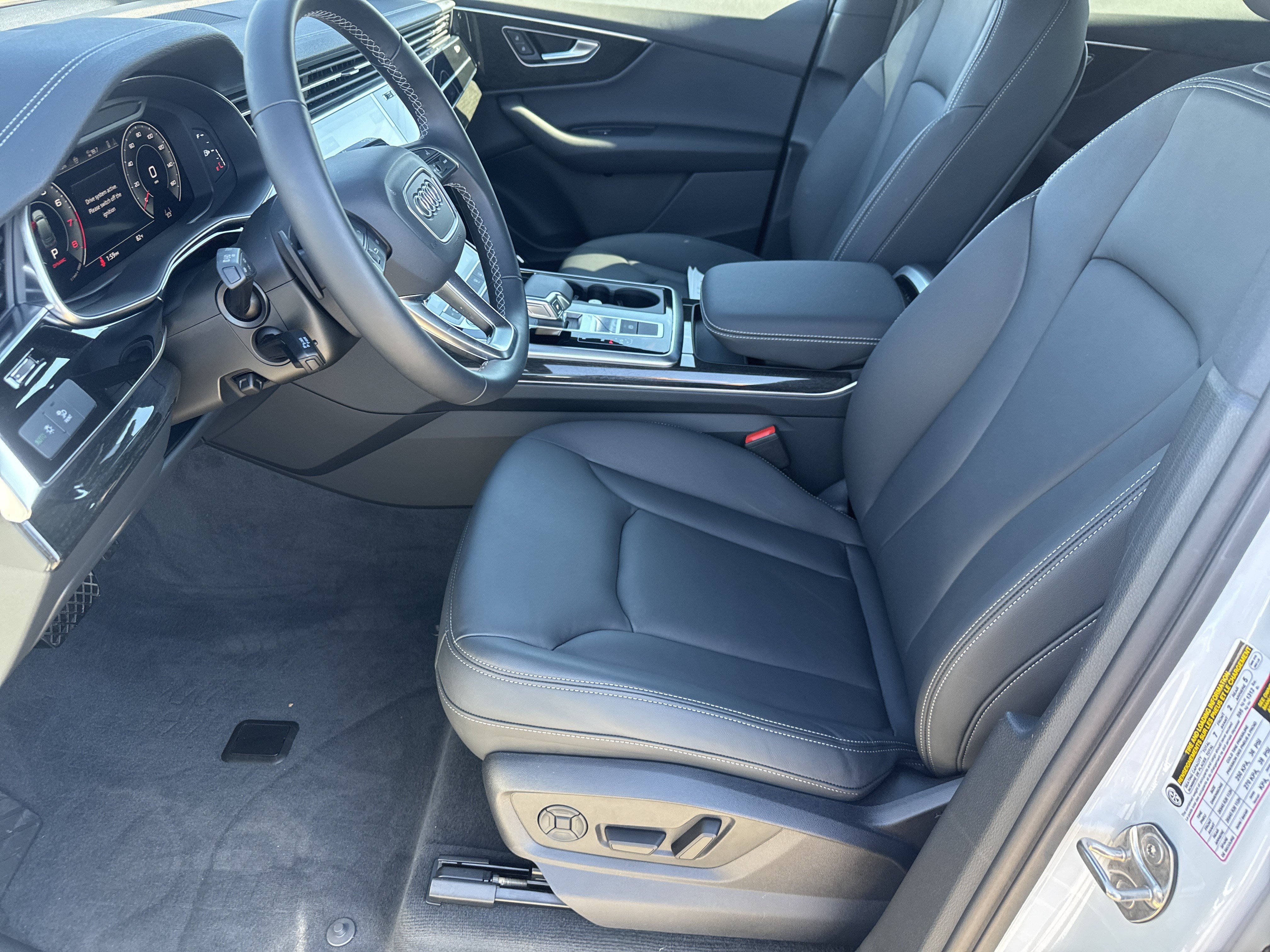 Certified 2026 Audi Q7 2.0T Premium w/ Convenience Plus Package AWD/4WD image 5