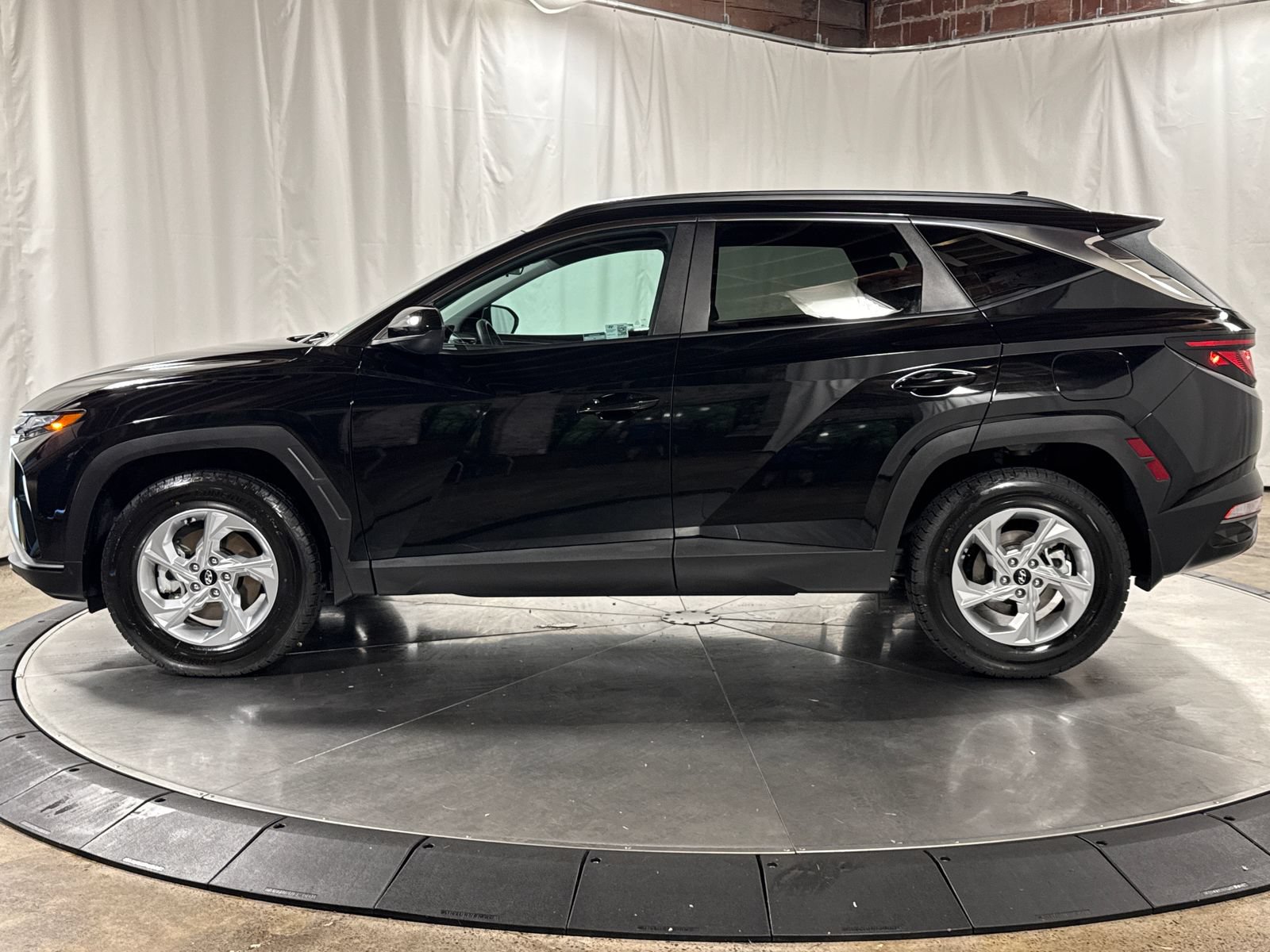 Used 2024 Hyundai Tucson SEL AWD/4WD image 8