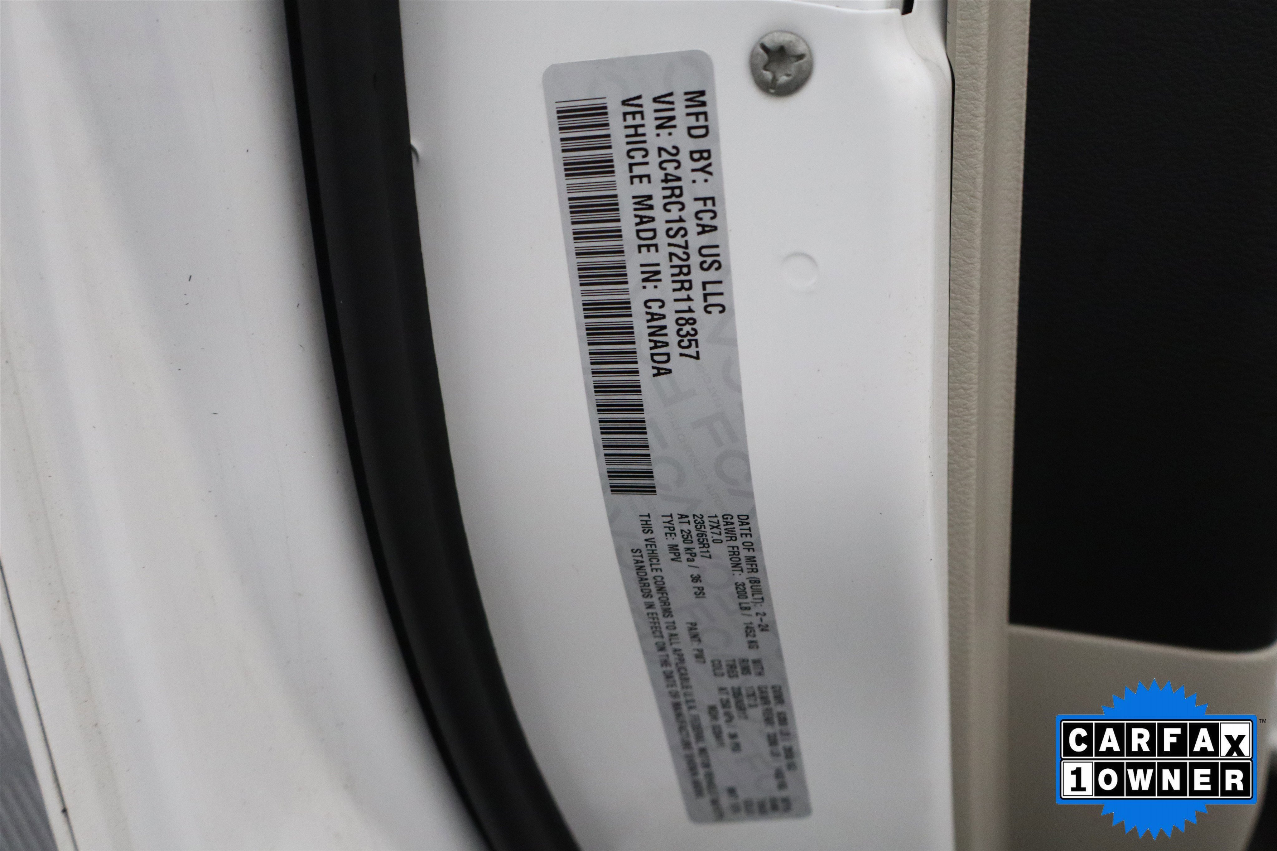 Used 2024 Chrysler Pacifica Select image 34