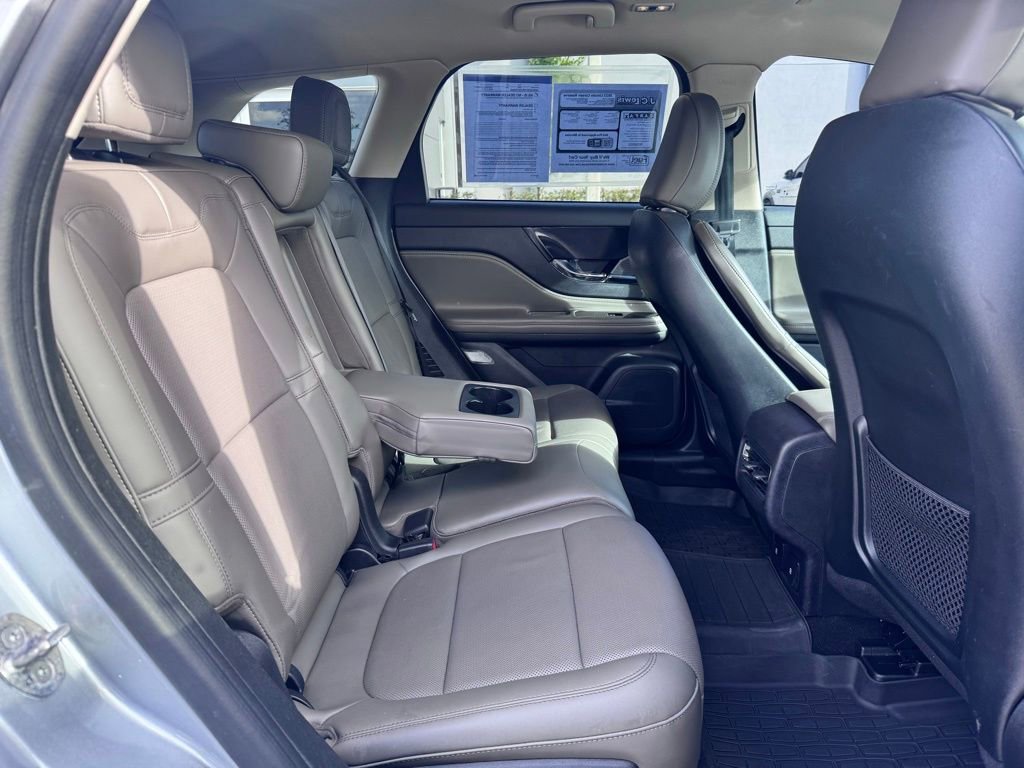 Used 2023 Lincoln Corsair Reserve image 20